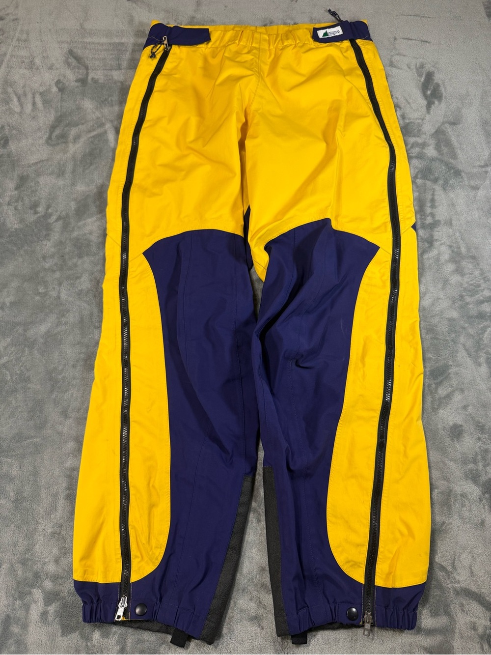 Vintage Mountain Equipment Co-op Gore-Tex 90s Snowboard Pants Yellow Blue Size M
